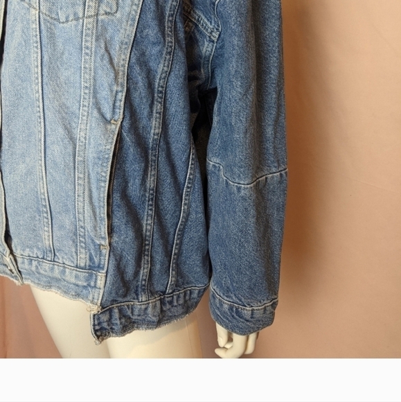 Patchwork by Stradivarius Oversized Two Tone Wash Denim Jacket size Small - Picture 7 of 14